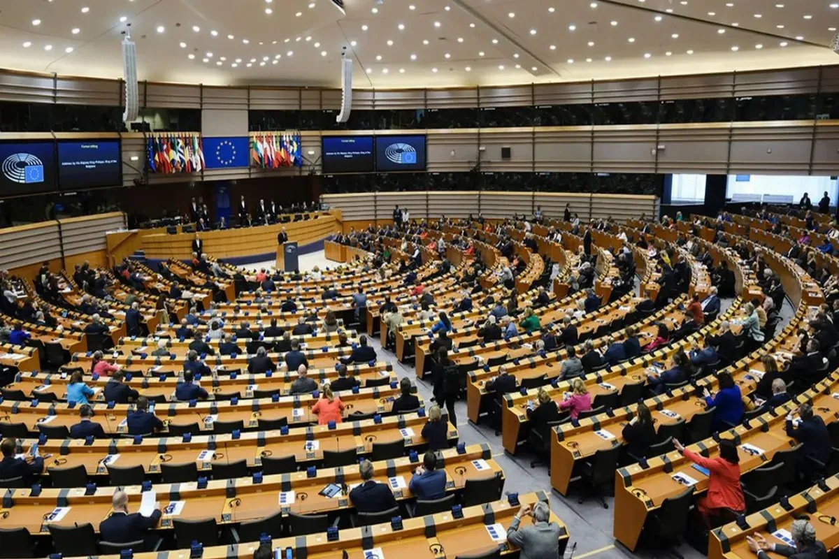 Veľké rozhodnutia a politické otázky